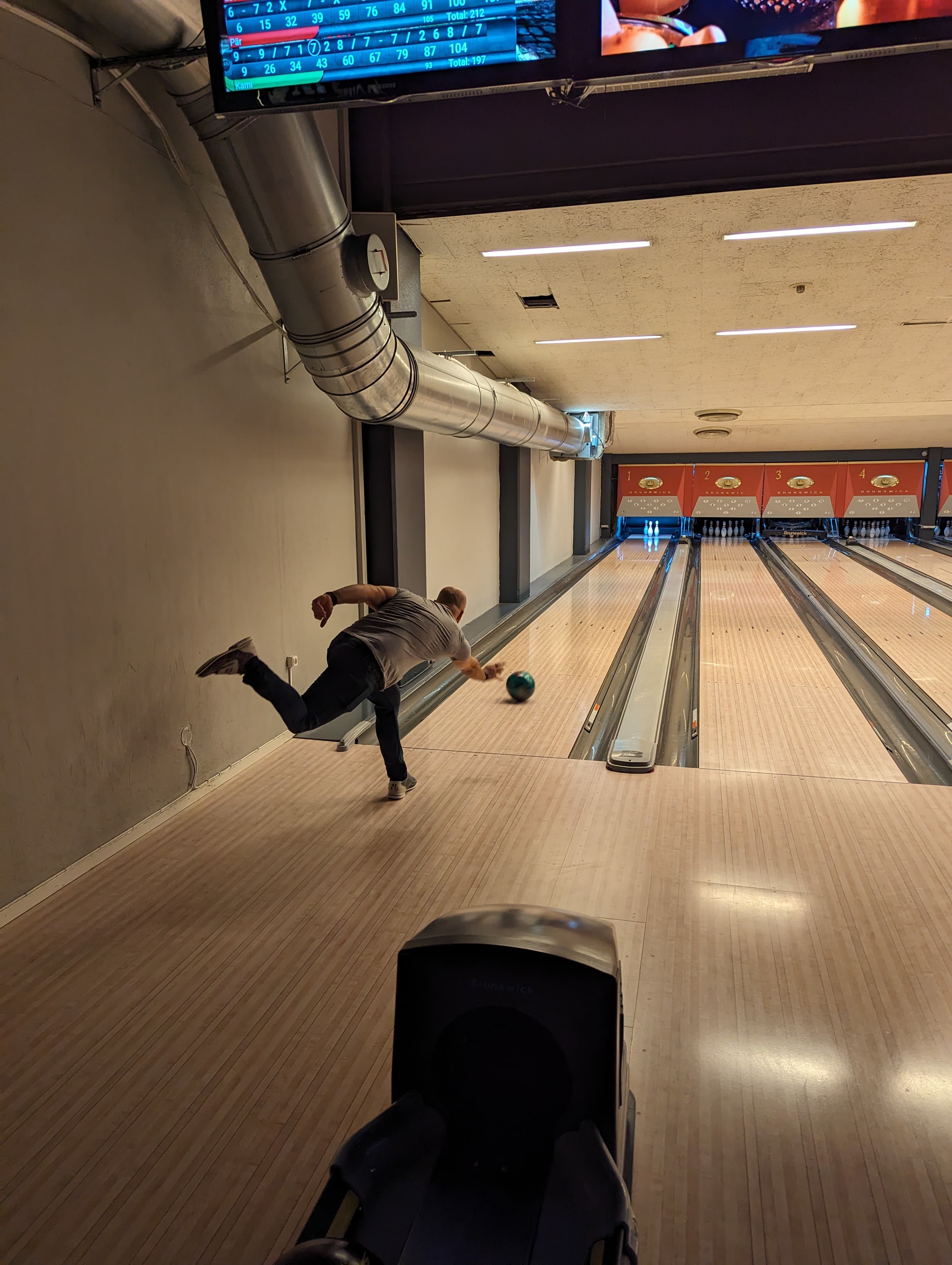 Code Labs by - Pär: An evening with bowling and good food