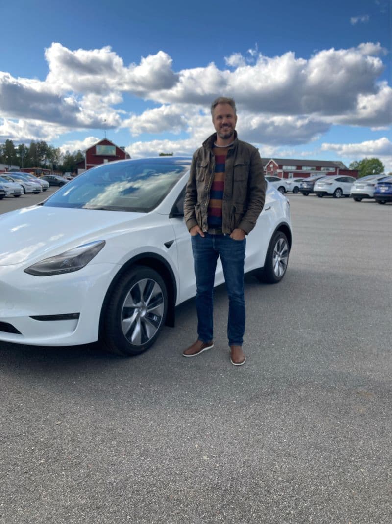 Pär gets a Tesla
